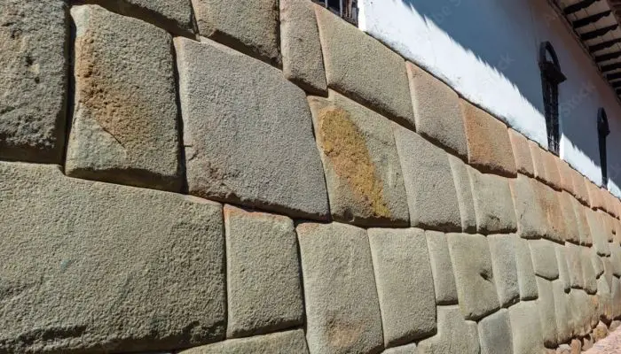 Inca Walls