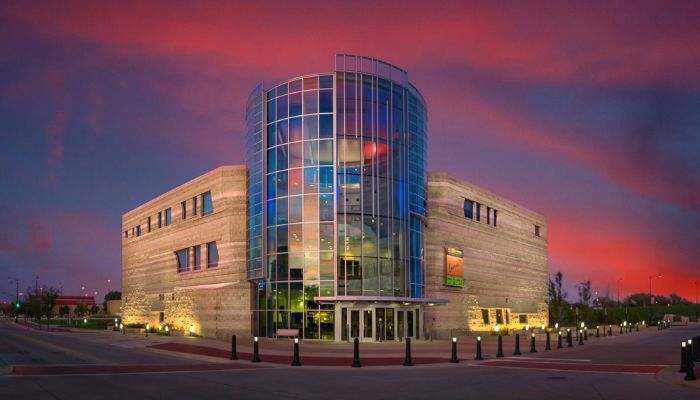 Flint Hills Discovery Center, Manhattan